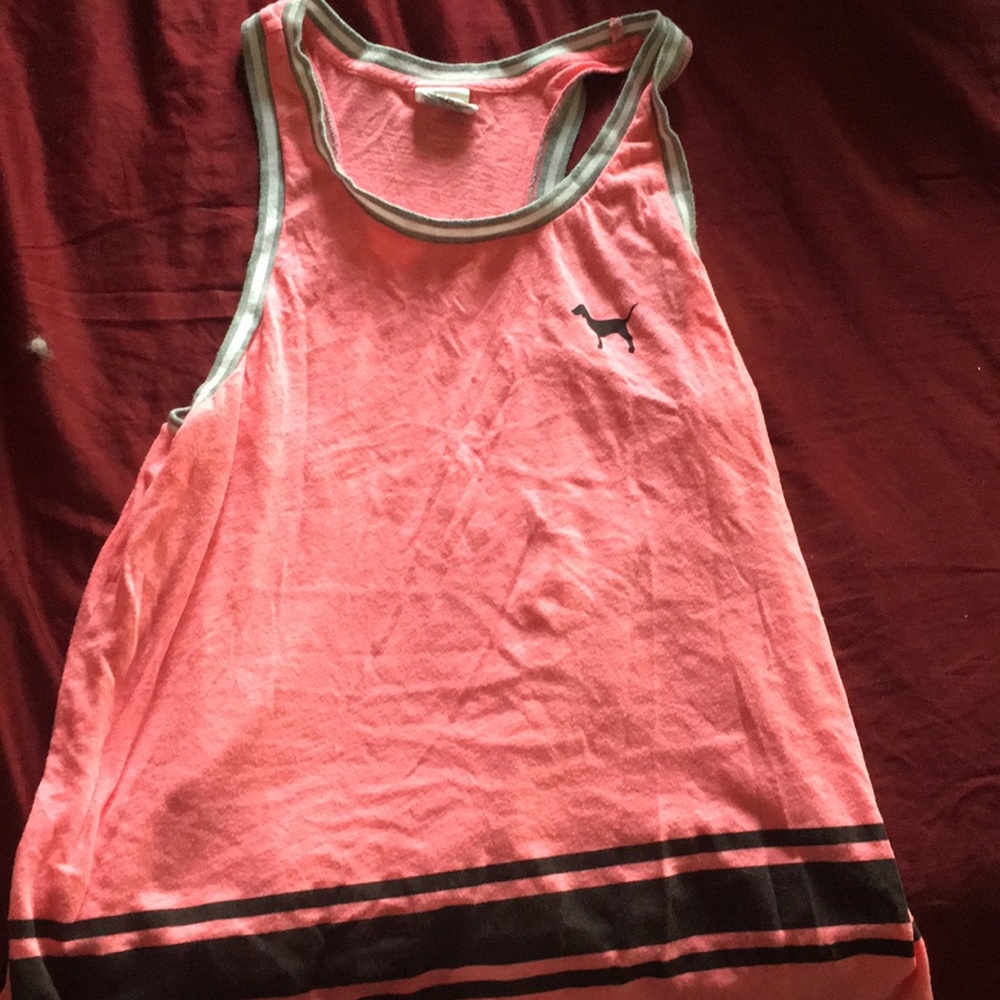 Victoria Secret’s Pink workout shirt